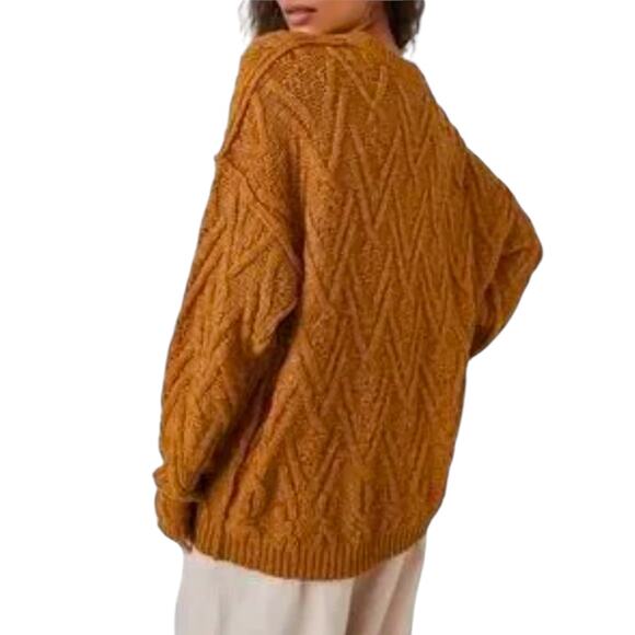 Free People NWT Isla Cable Stitch Tunic Sweater Spice Cake Oversized Size M - Picture 4 of 13